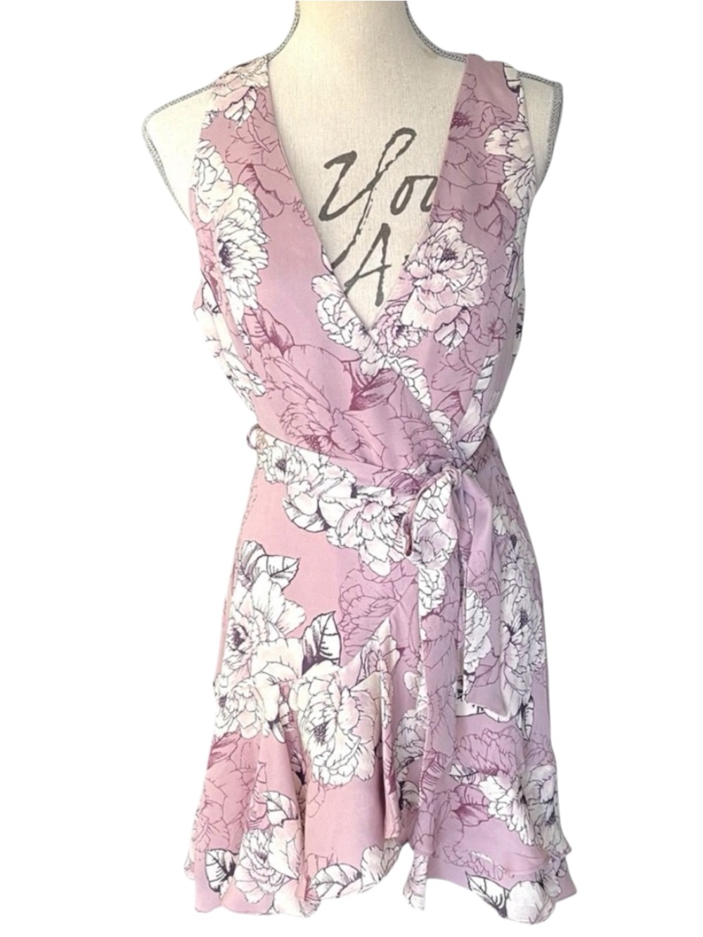 Dress Forum Lilac/Ivory Floral Sleeveless Wrap Style Ruffle Dress (M)